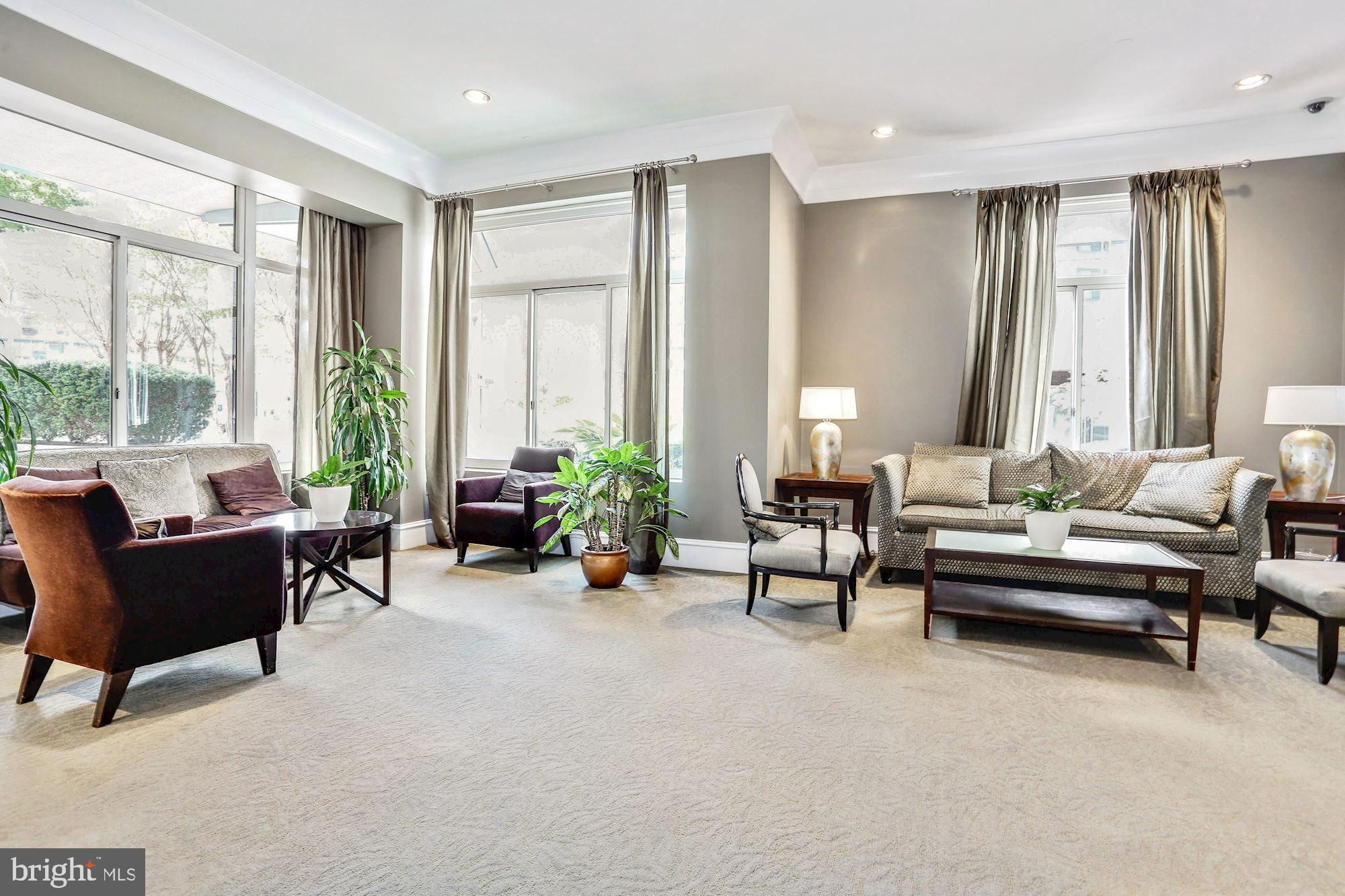 851 N GLEBE ROAD 1809