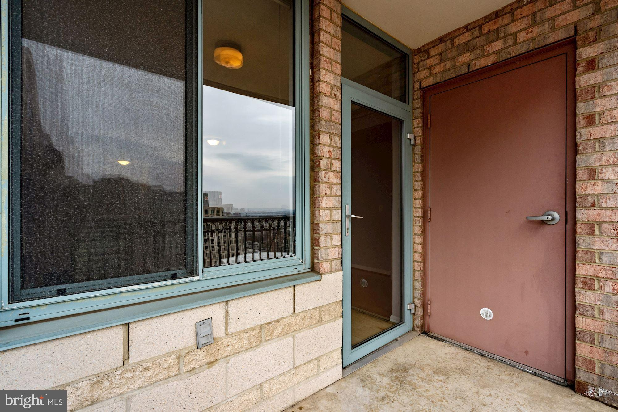 851 N GLEBE ROAD 1809