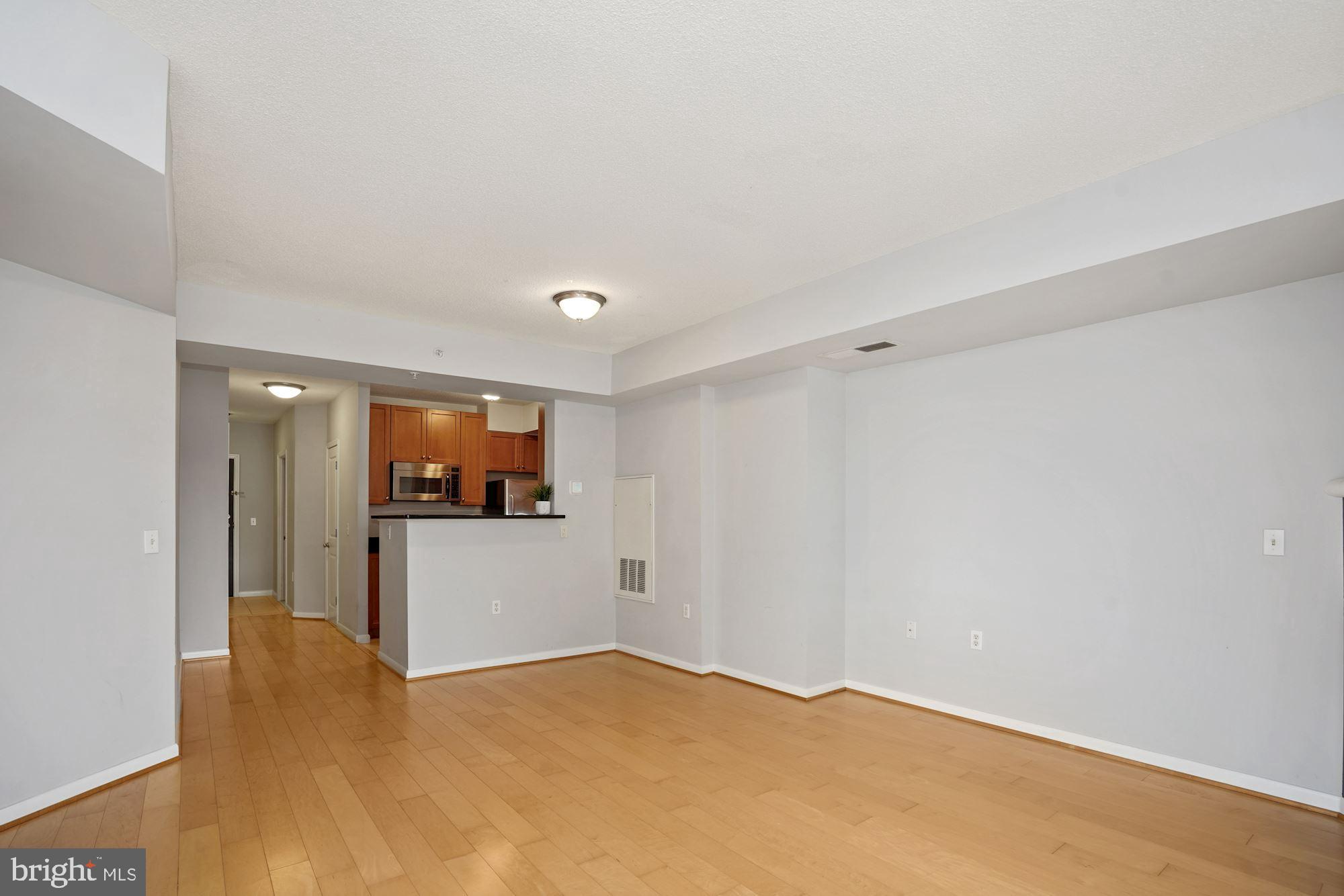 851 N GLEBE ROAD 1809