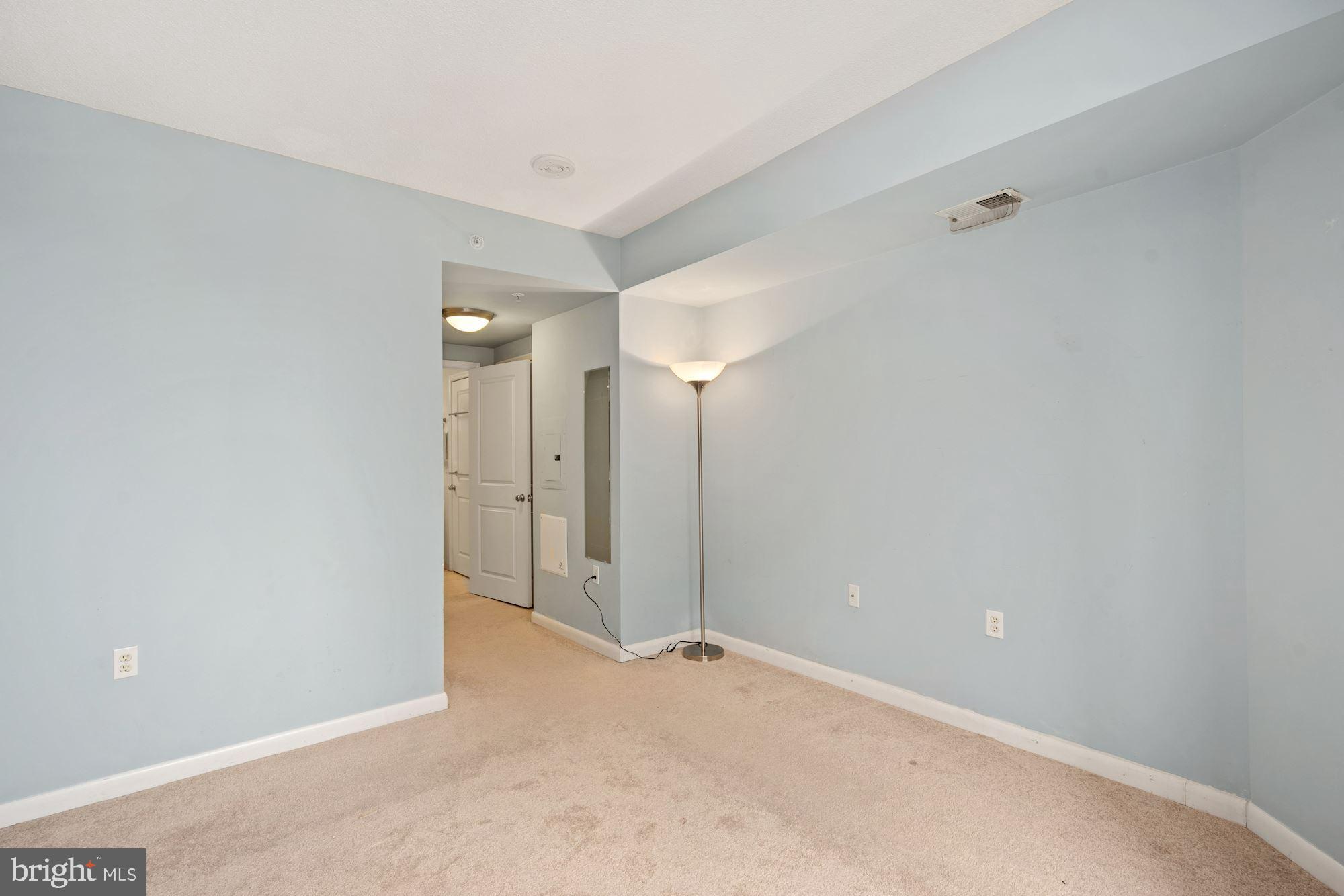 851 N GLEBE ROAD 1809