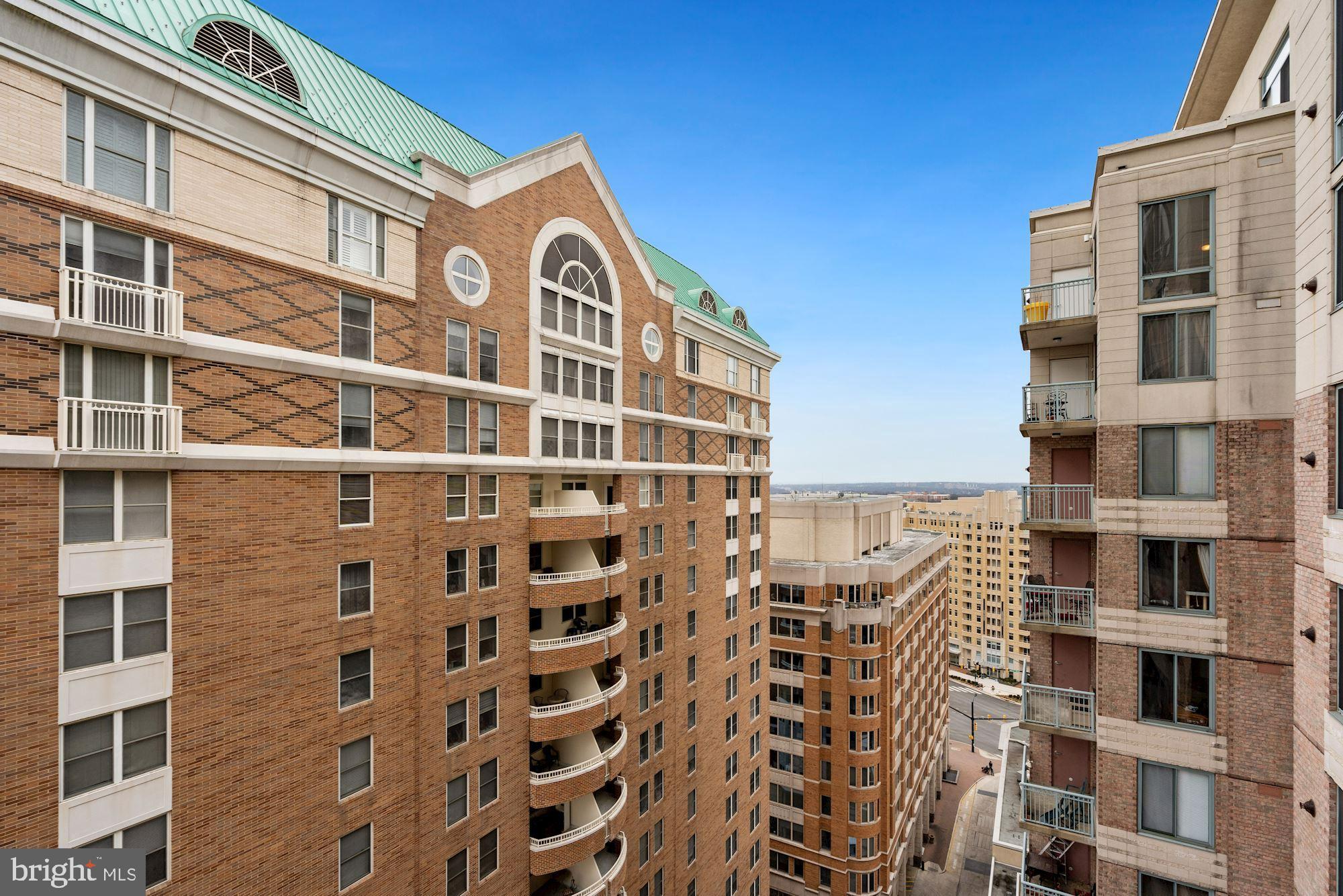 851 N GLEBE ROAD 1809