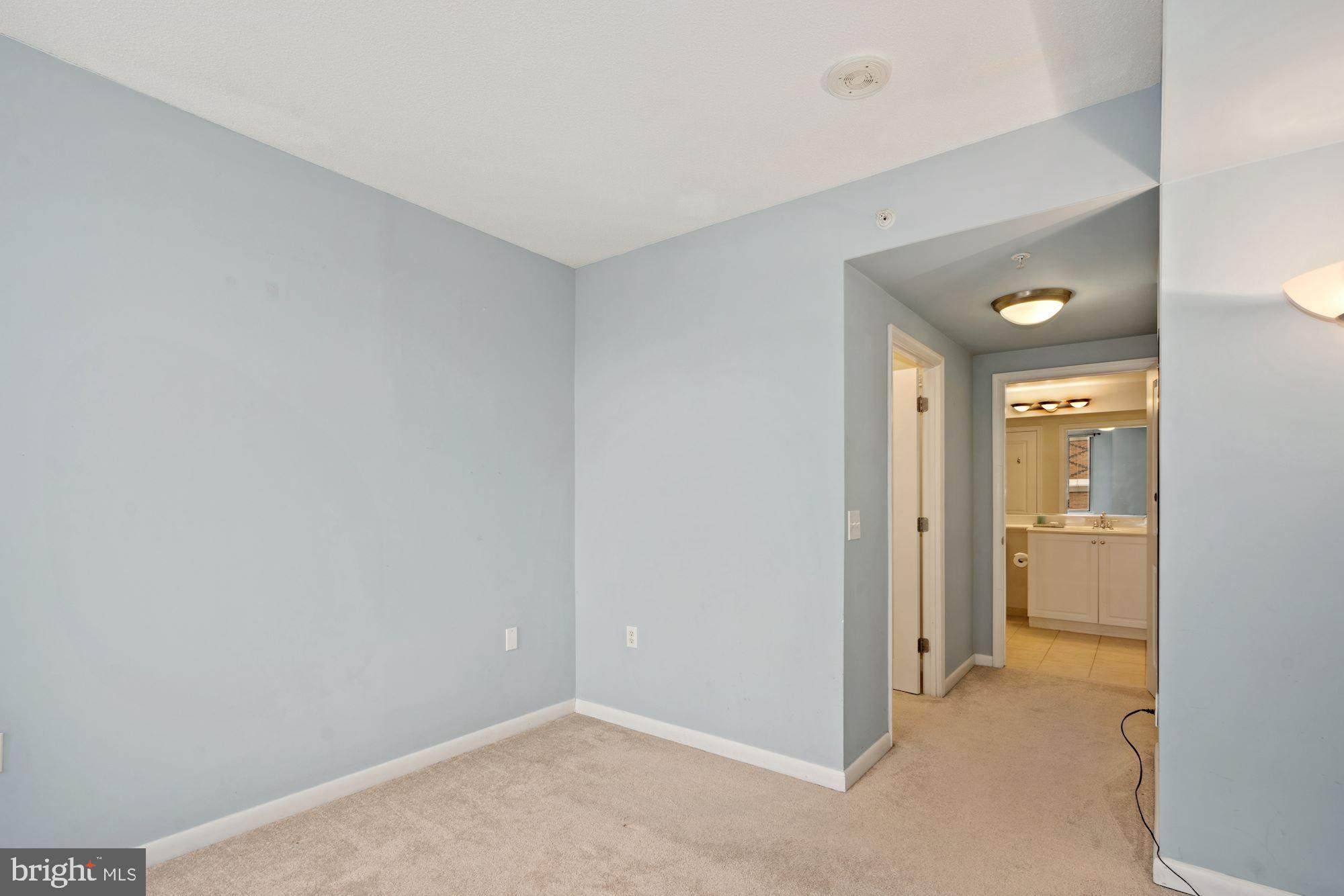 851 N GLEBE ROAD 1809