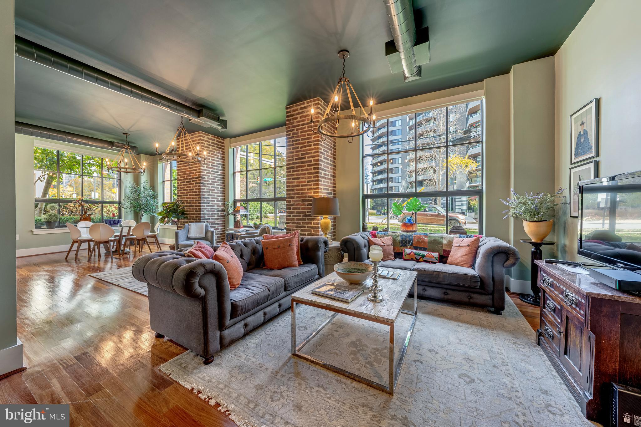 1600 CLARENDON BOULEVARD W108