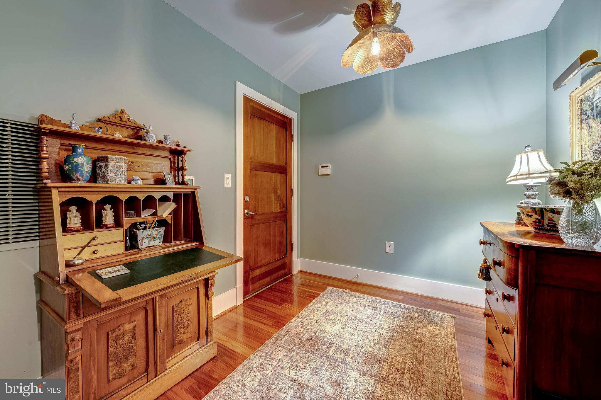 1600 CLARENDON BOULEVARD W108