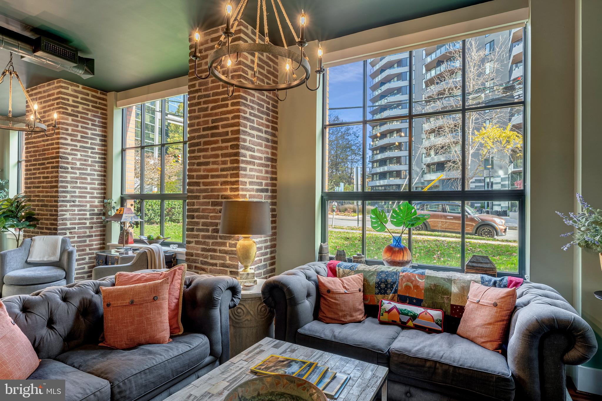 1600 CLARENDON BOULEVARD W108