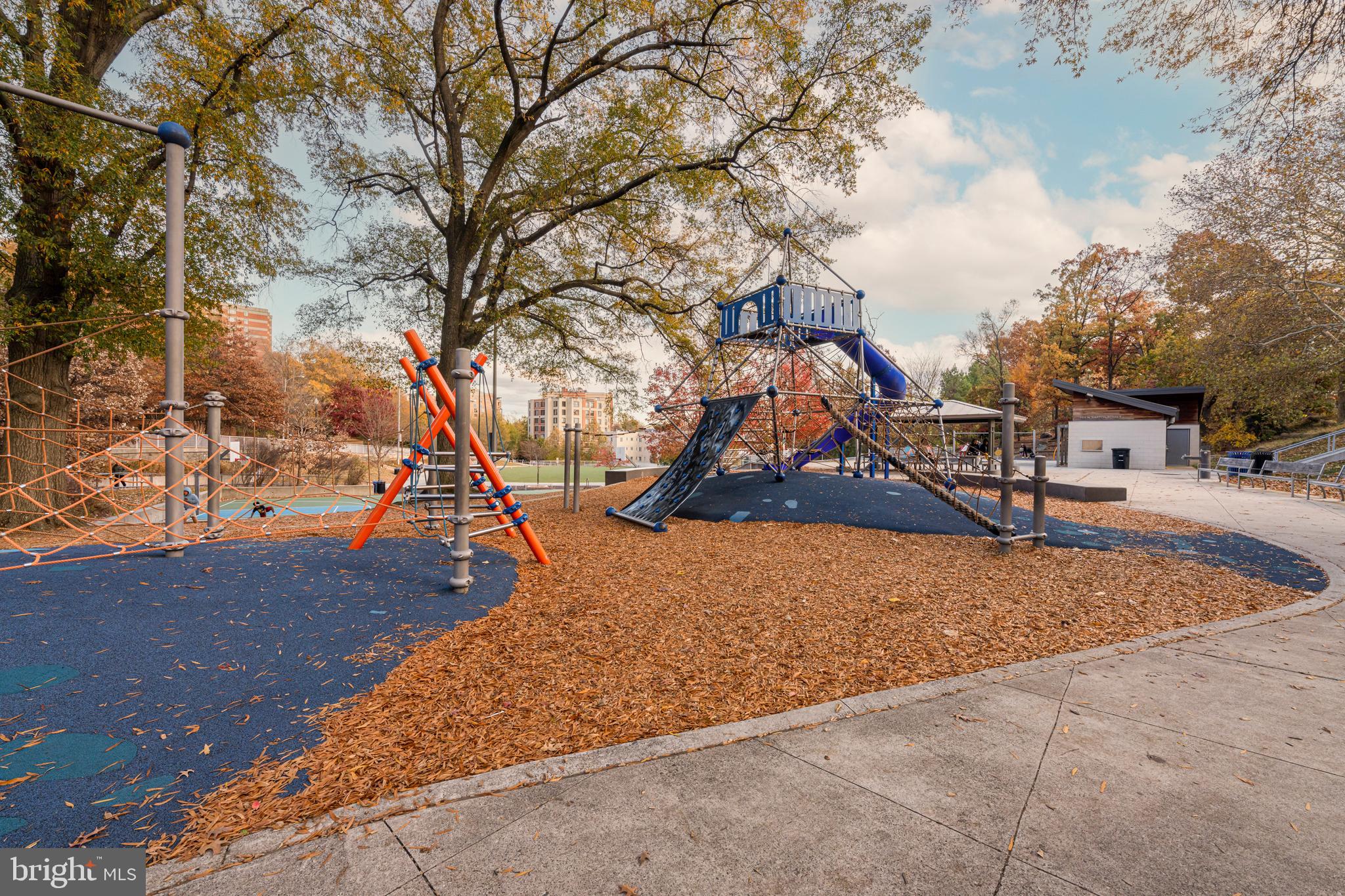 1600 CLARENDON BOULEVARD W108