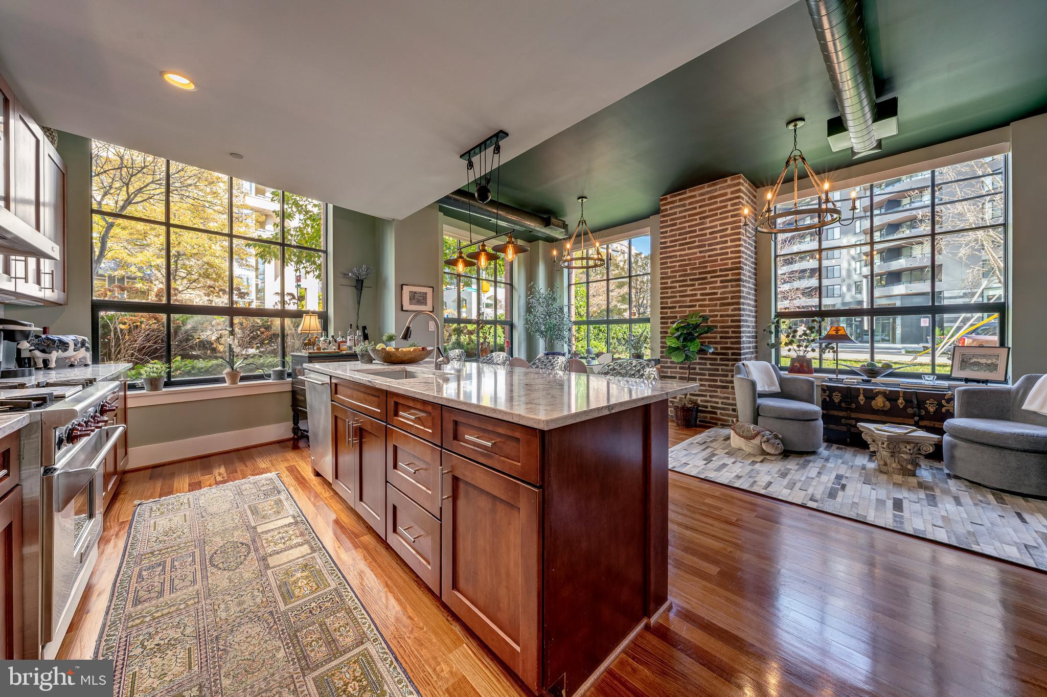 1600 CLARENDON BOULEVARD W108