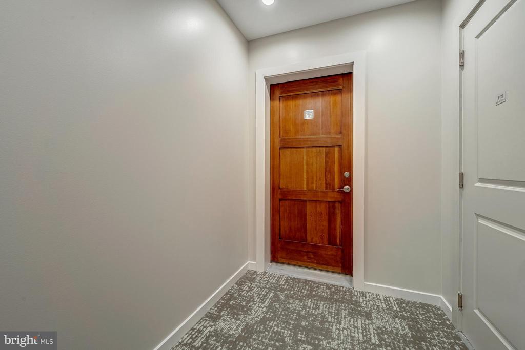 1600 CLARENDON BOULEVARD W108