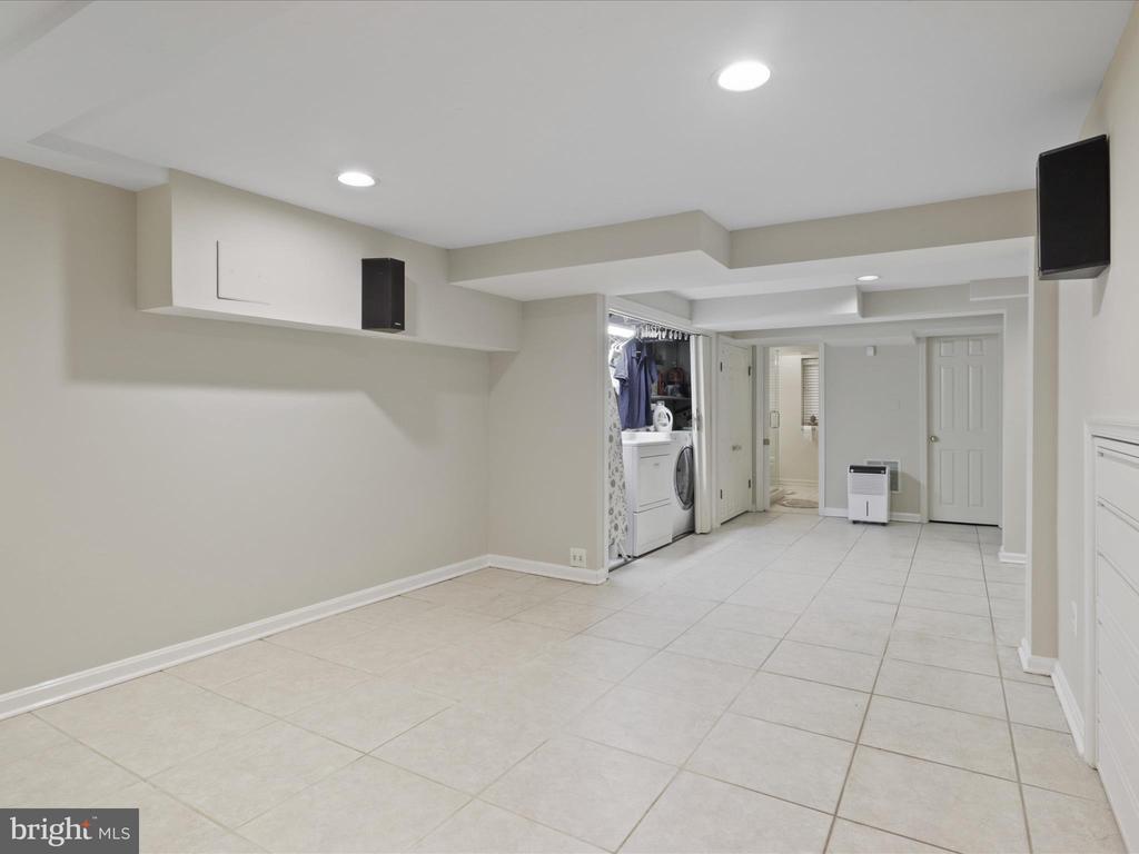 4725 ROCK SPRING ROAD