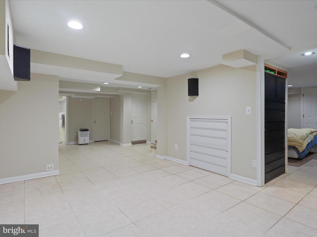 4725 ROCK SPRING ROAD