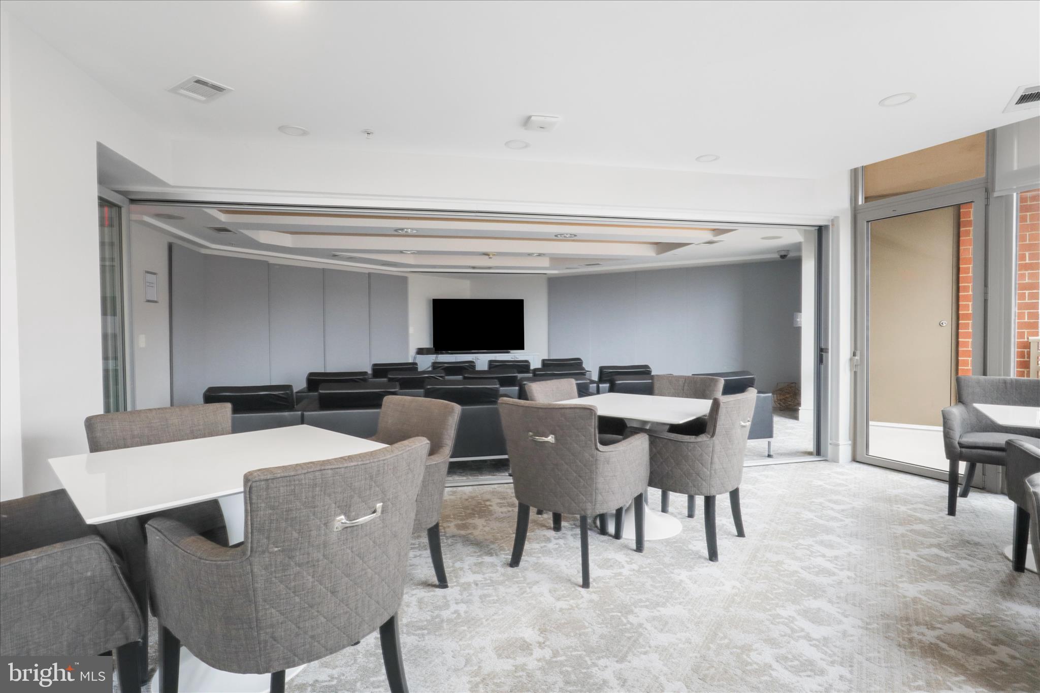 3600 S GLEBE ROAD 815W