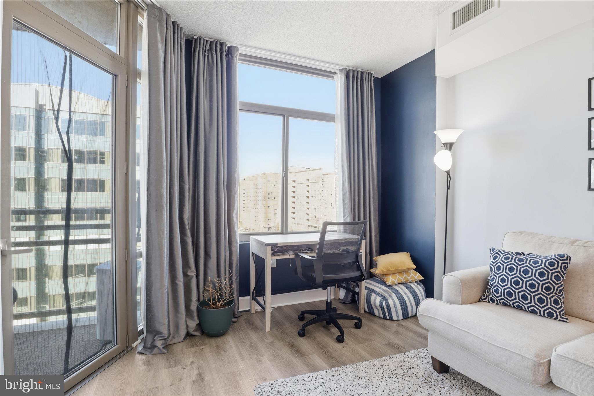 3600 S GLEBE ROAD 815W