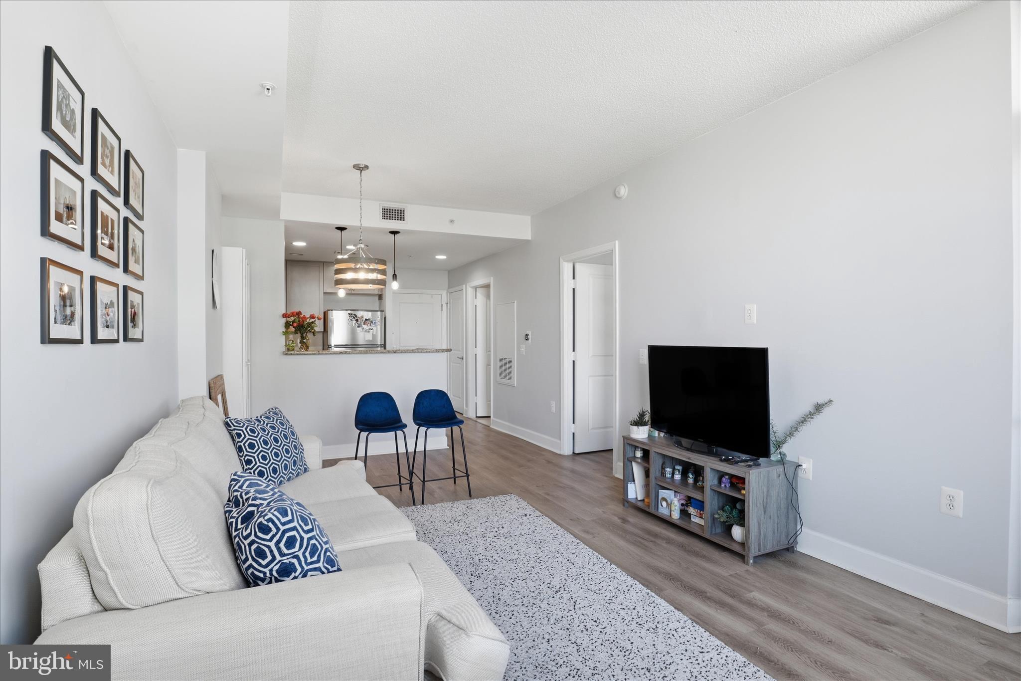 3600 S GLEBE ROAD 815W