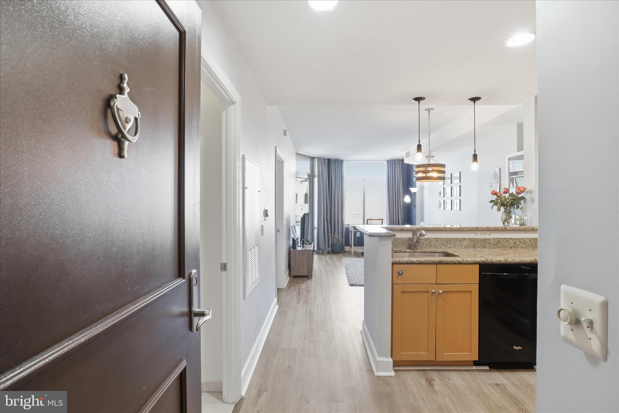 3600 S GLEBE ROAD 815W