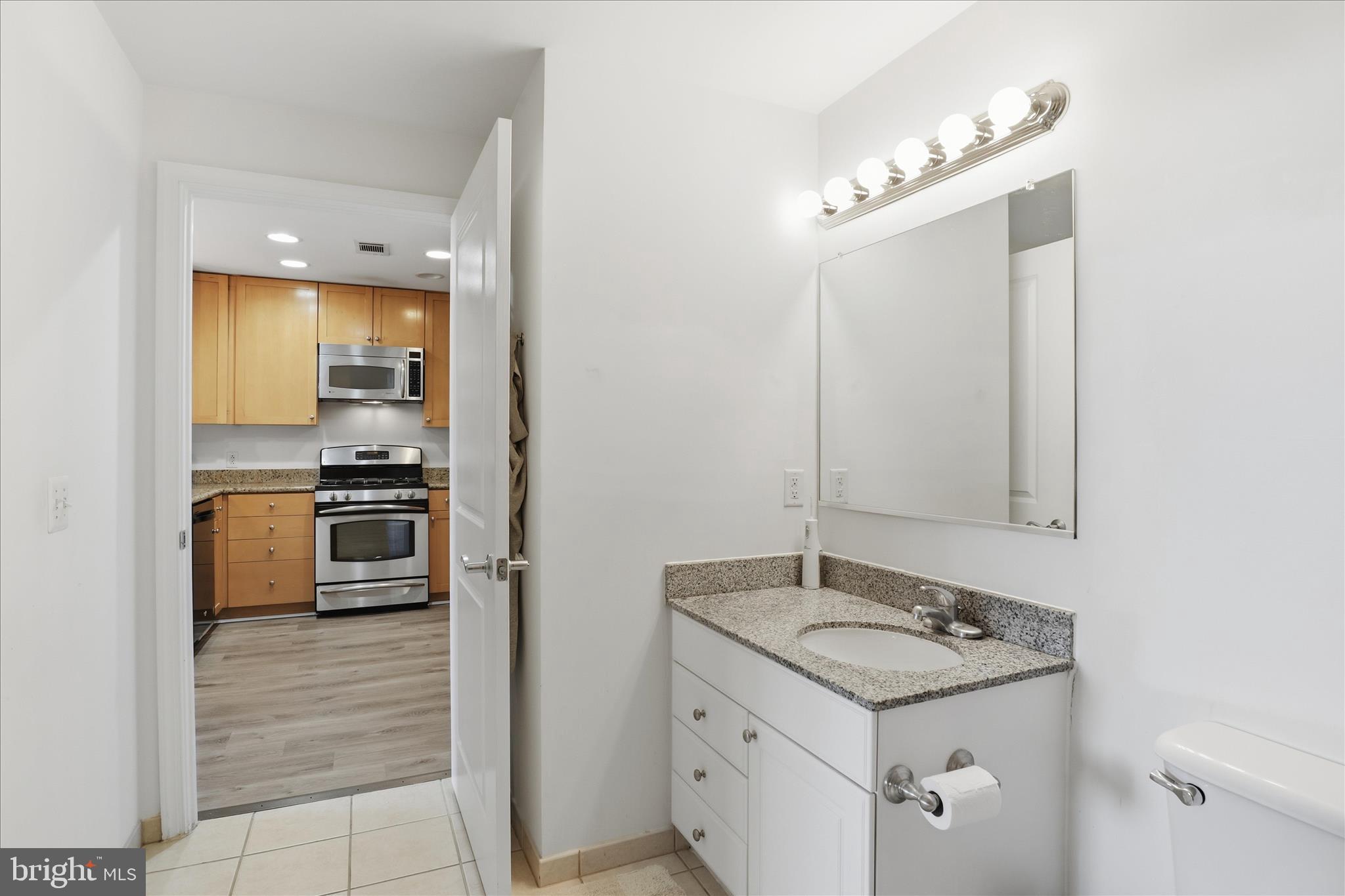 3600 S GLEBE ROAD 815W