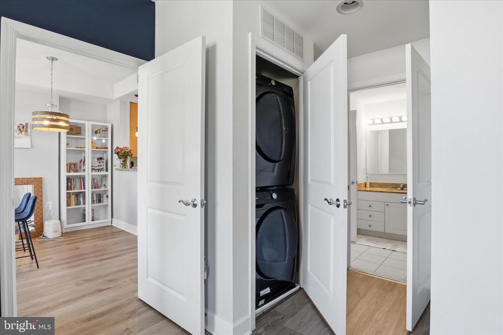 3600 S GLEBE ROAD 815W