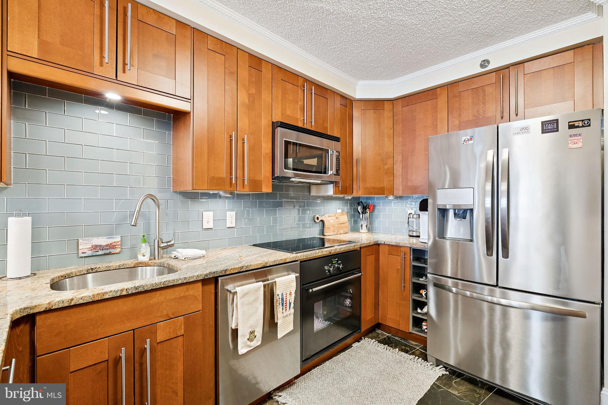 1300 CRYSTAL DRIVE 1301S