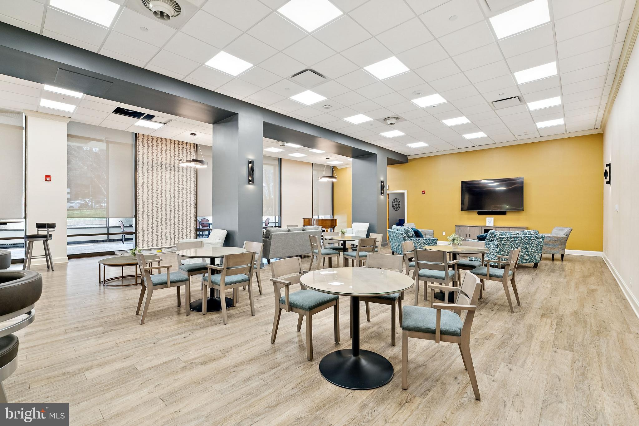 1300 CRYSTAL DRIVE 1301S