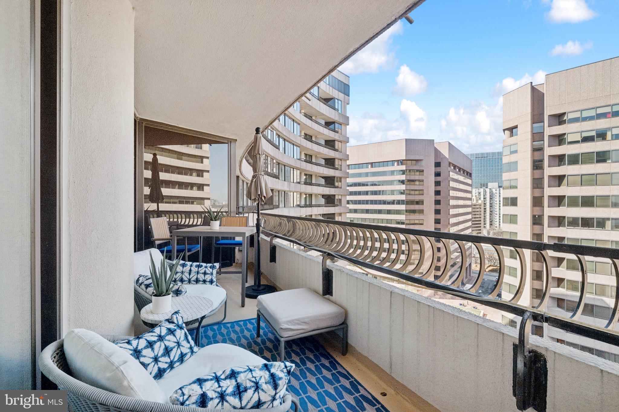 1300 CRYSTAL DRIVE 1301S