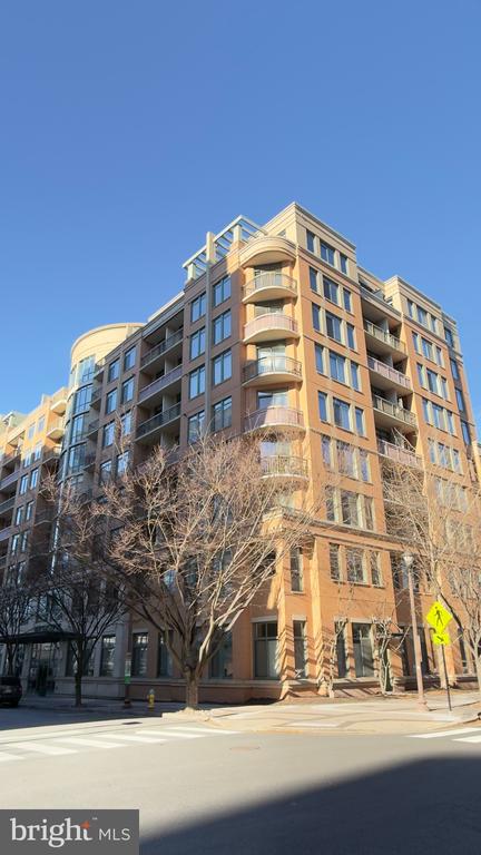 3625 10TH STREET N 703