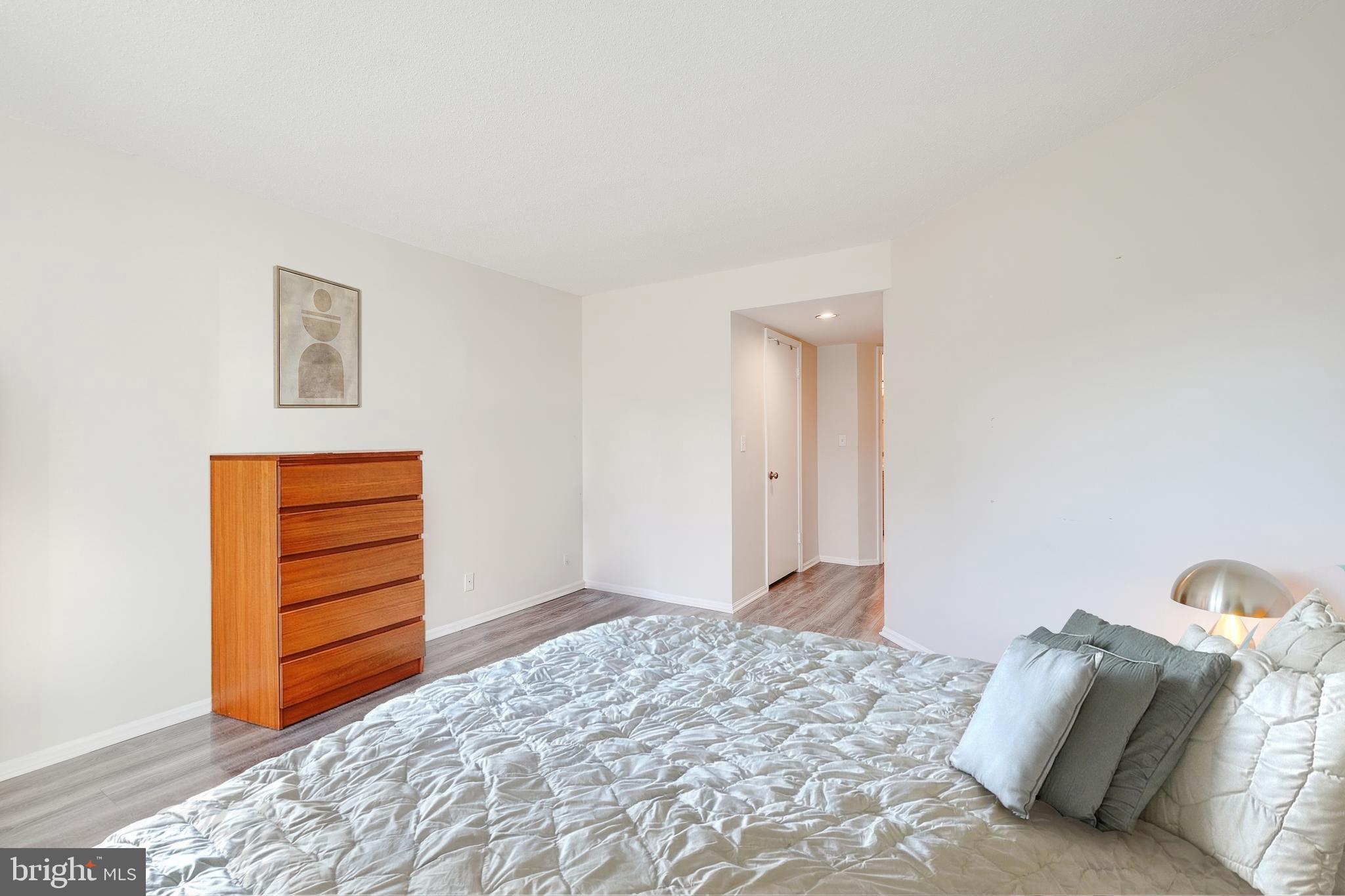 2100 LANGSTON BOULEVARD 218