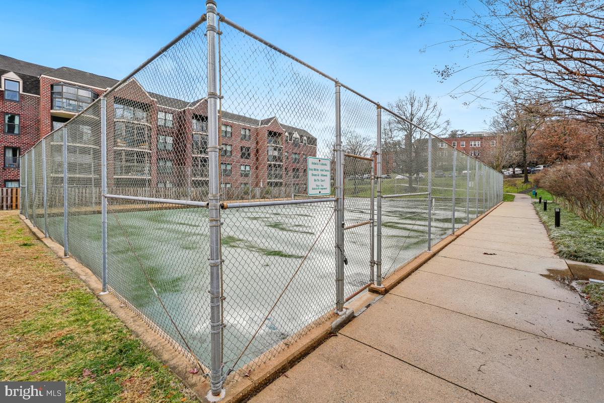 2100 LANGSTON BOULEVARD 218