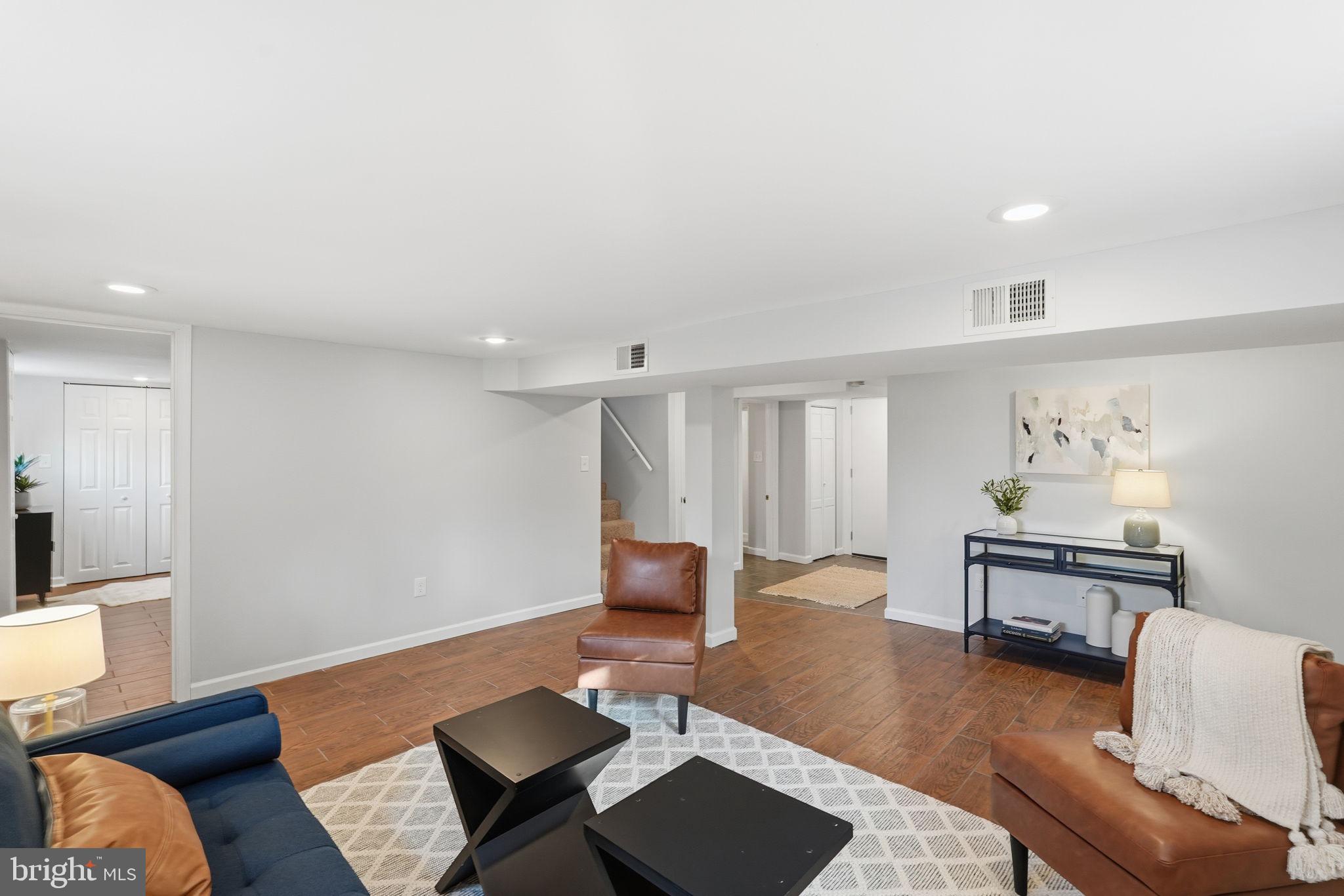 2109 S QUEBEC STREET S