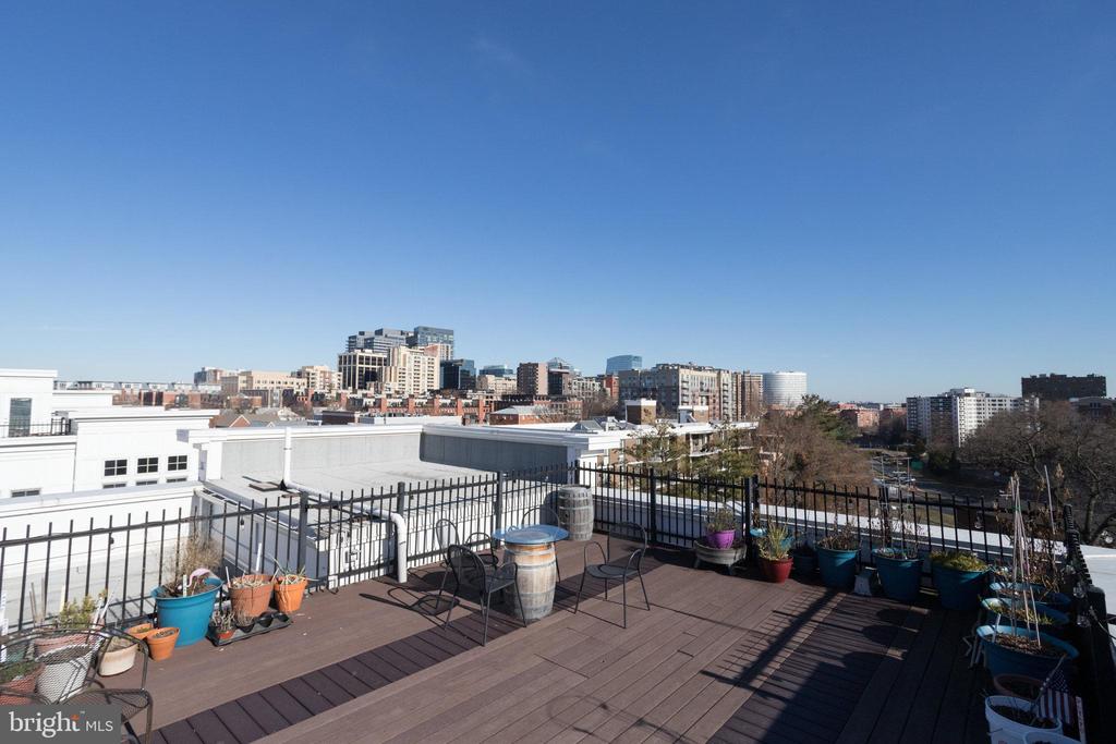 1811 14TH STREET N C104