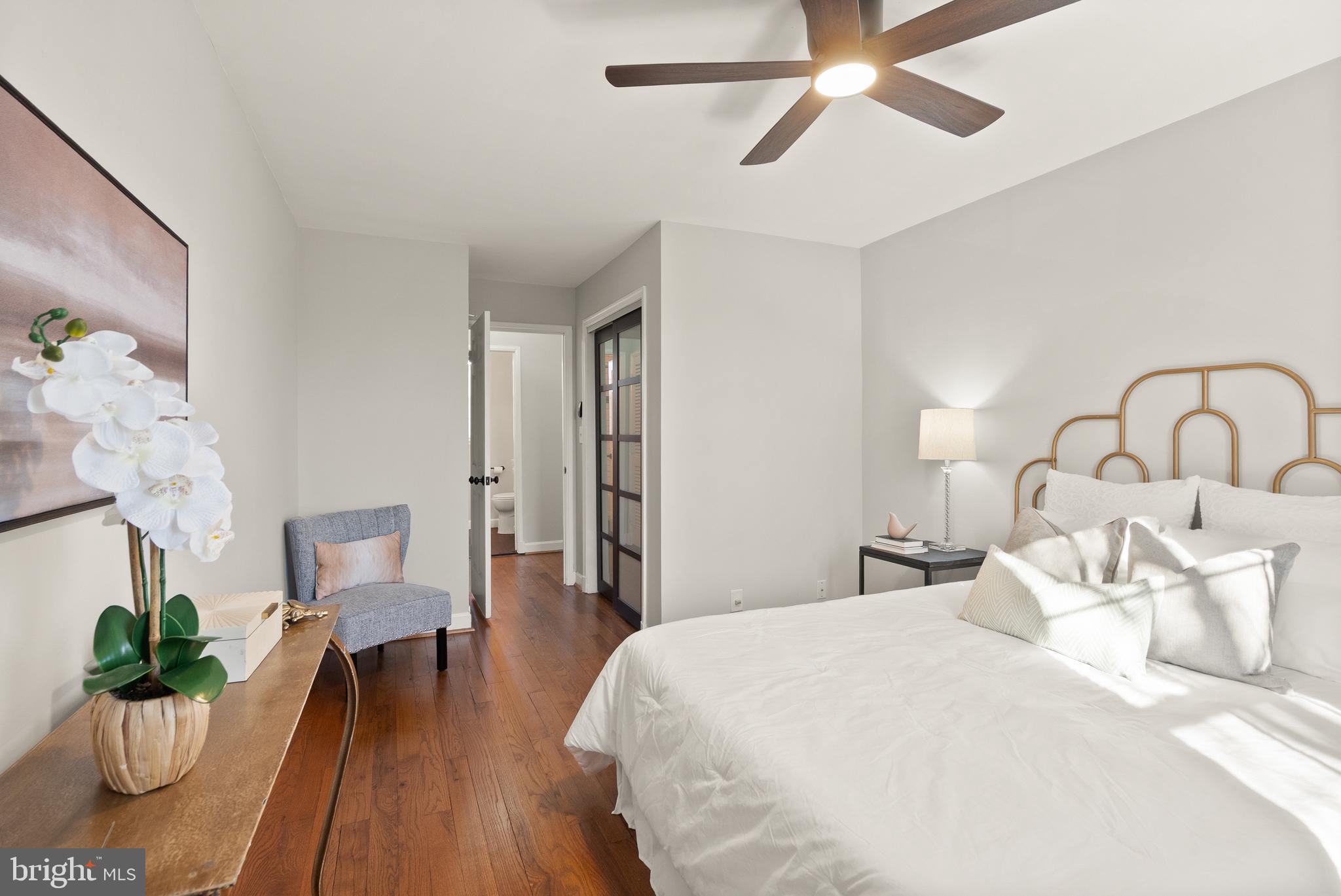 3046 S ABINGDON STREET C1