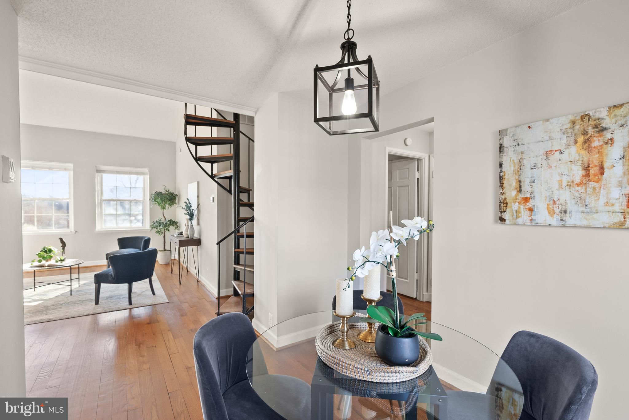 3046 S ABINGDON STREET C1