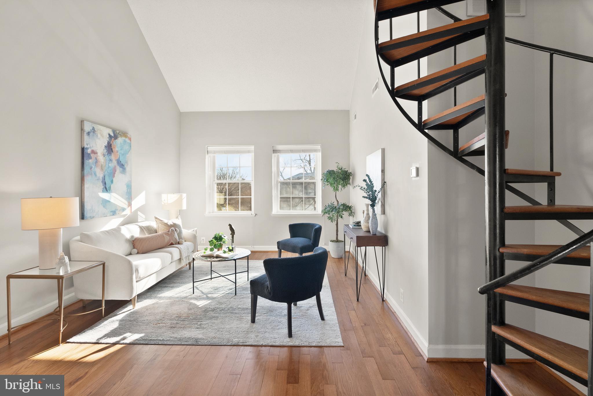 3046 S ABINGDON STREET C1