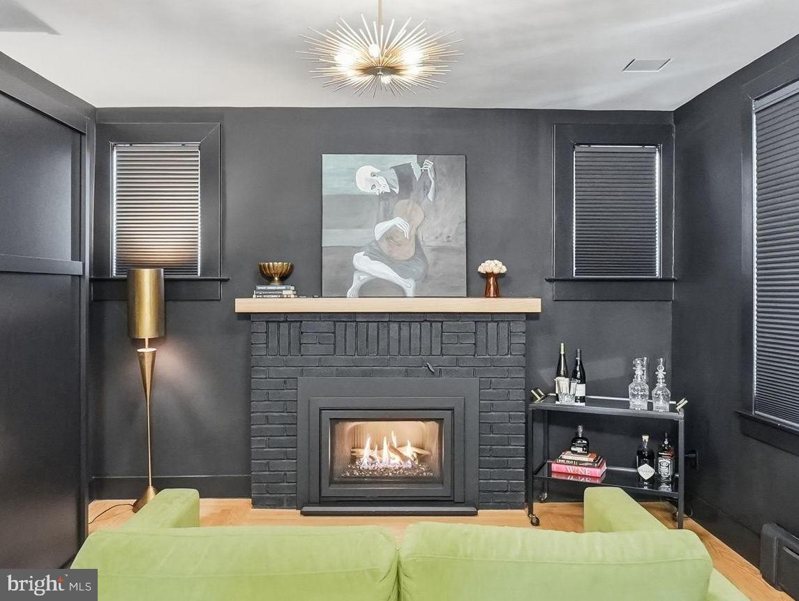 4807 WASHINGTON BOULEVARD