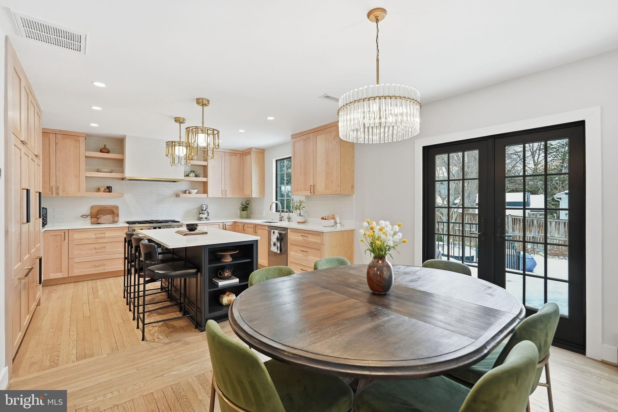 4807 WASHINGTON BOULEVARD