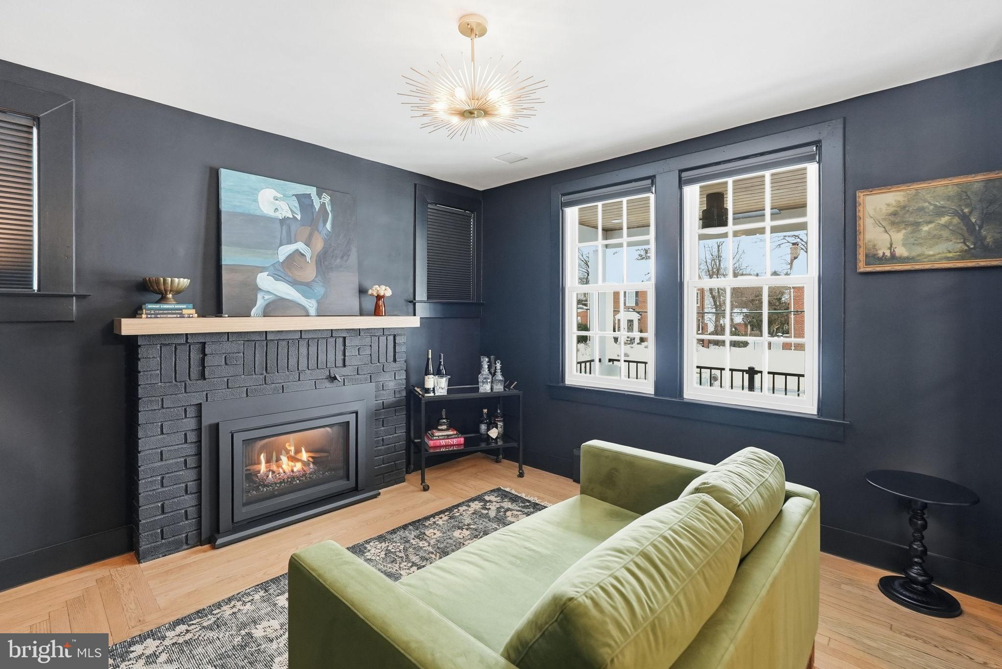 4807 WASHINGTON BOULEVARD