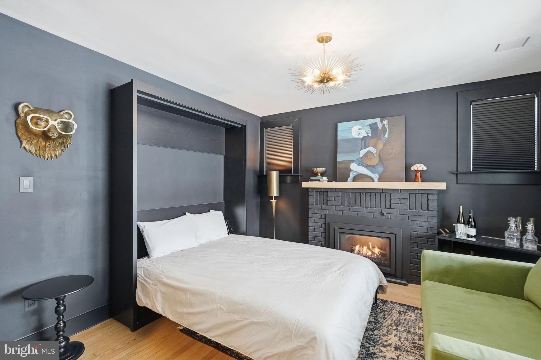 4807 WASHINGTON BOULEVARD