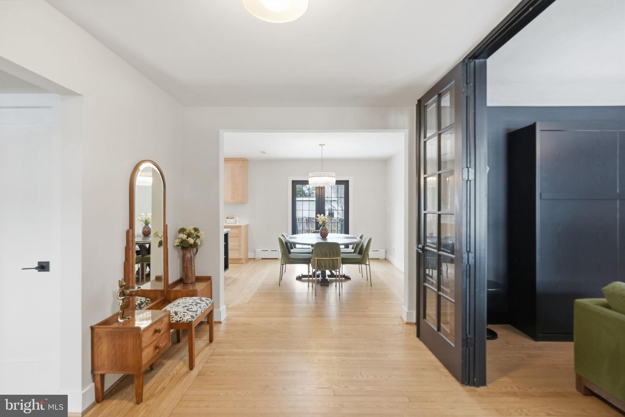 4807 WASHINGTON BOULEVARD