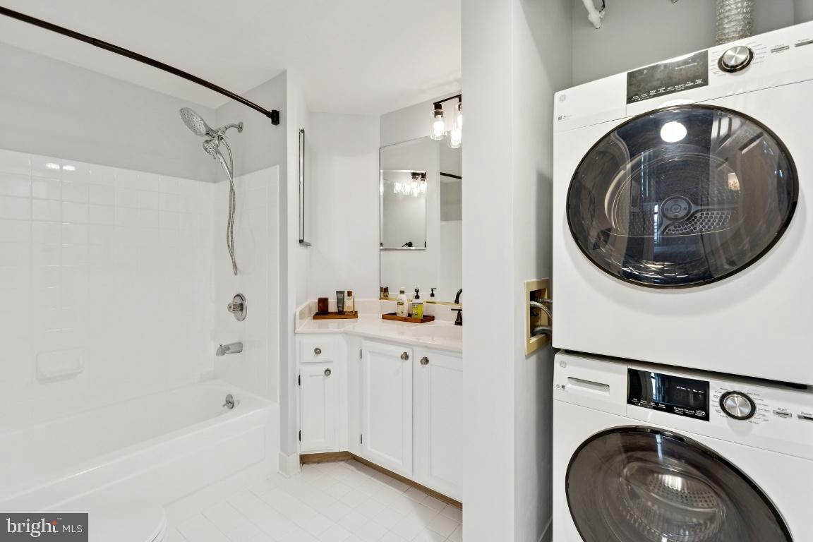 2400 CLARENDON BOULEVARD 908