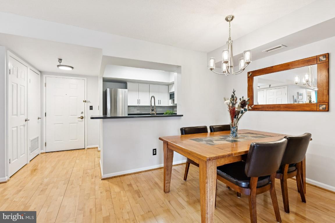 2400 CLARENDON BOULEVARD 908