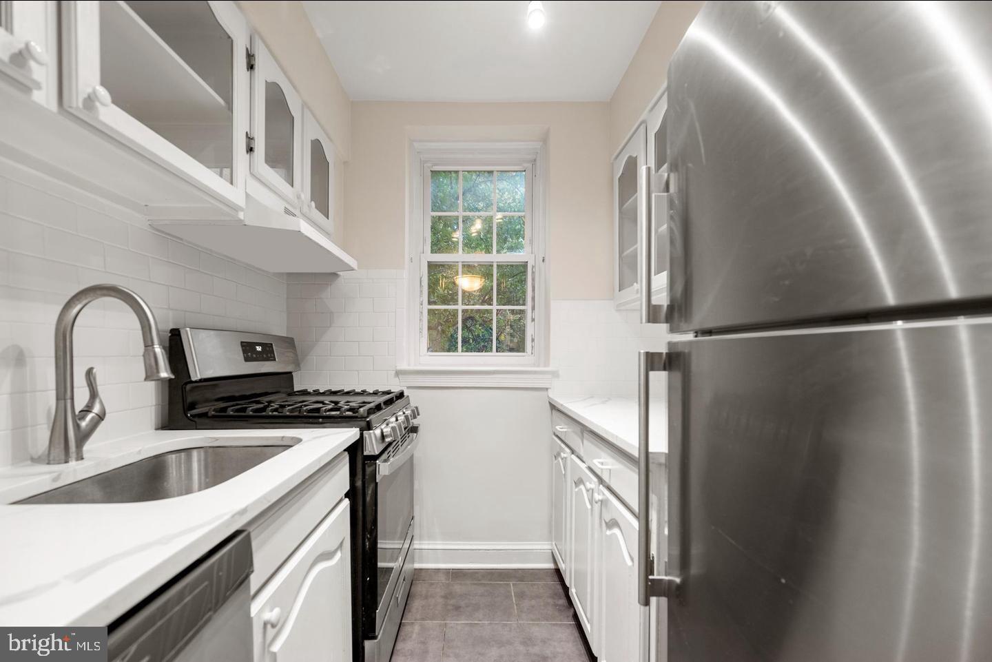 30 S OLD GLEBE ROAD 106-E