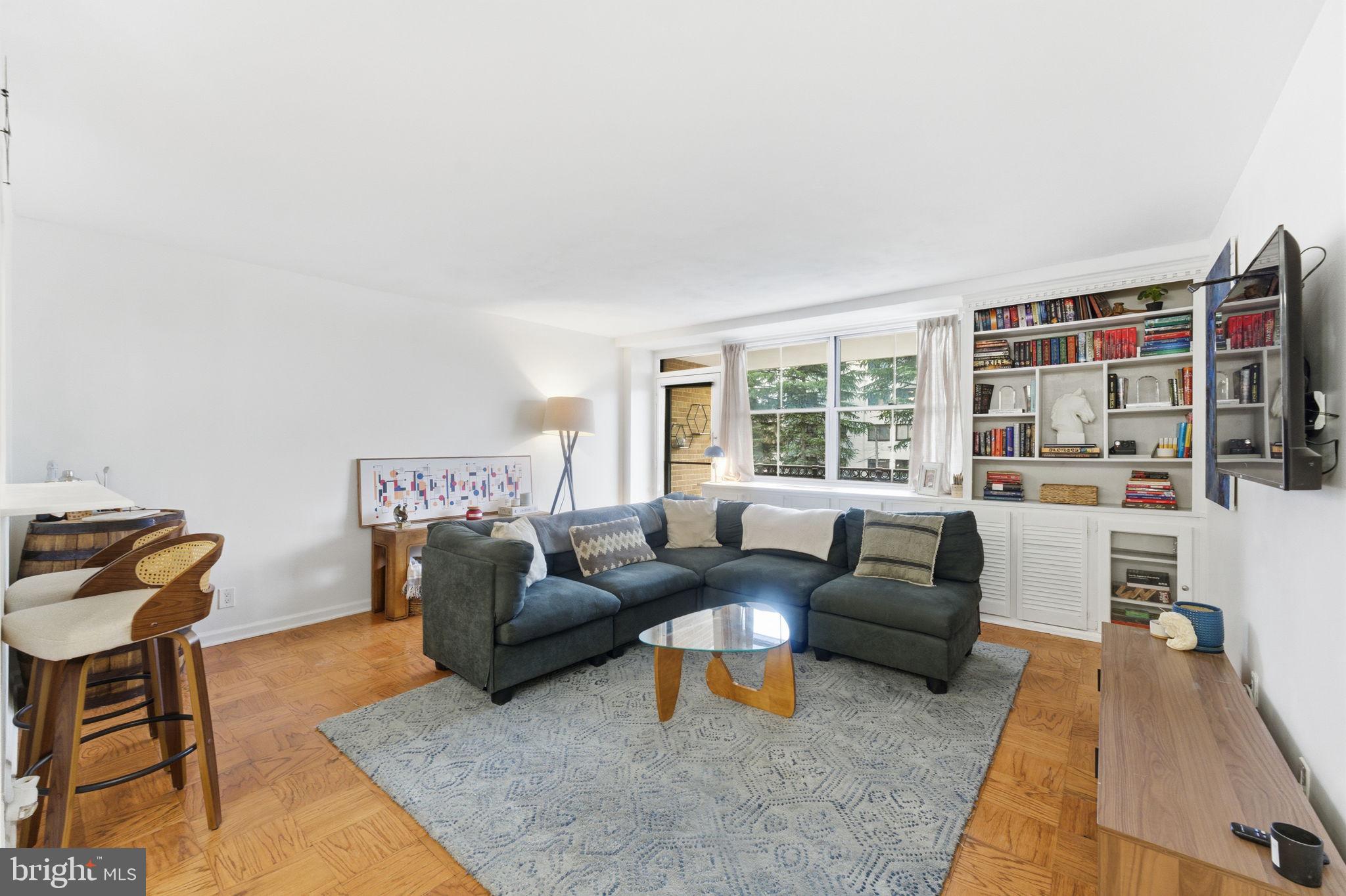 2030 N ADAMS STREET 911