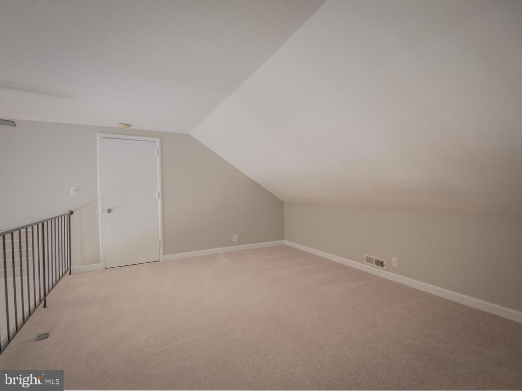 3082 ABINGDON STREET Unit: C1