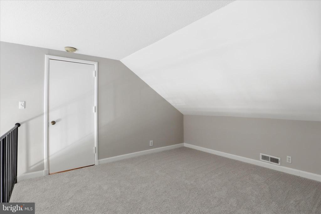 3082 ABINGDON STREET Unit: C1