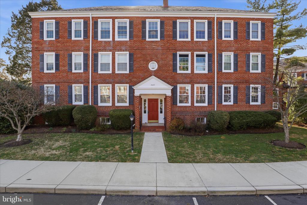 3082 ABINGDON STREET Unit: C1