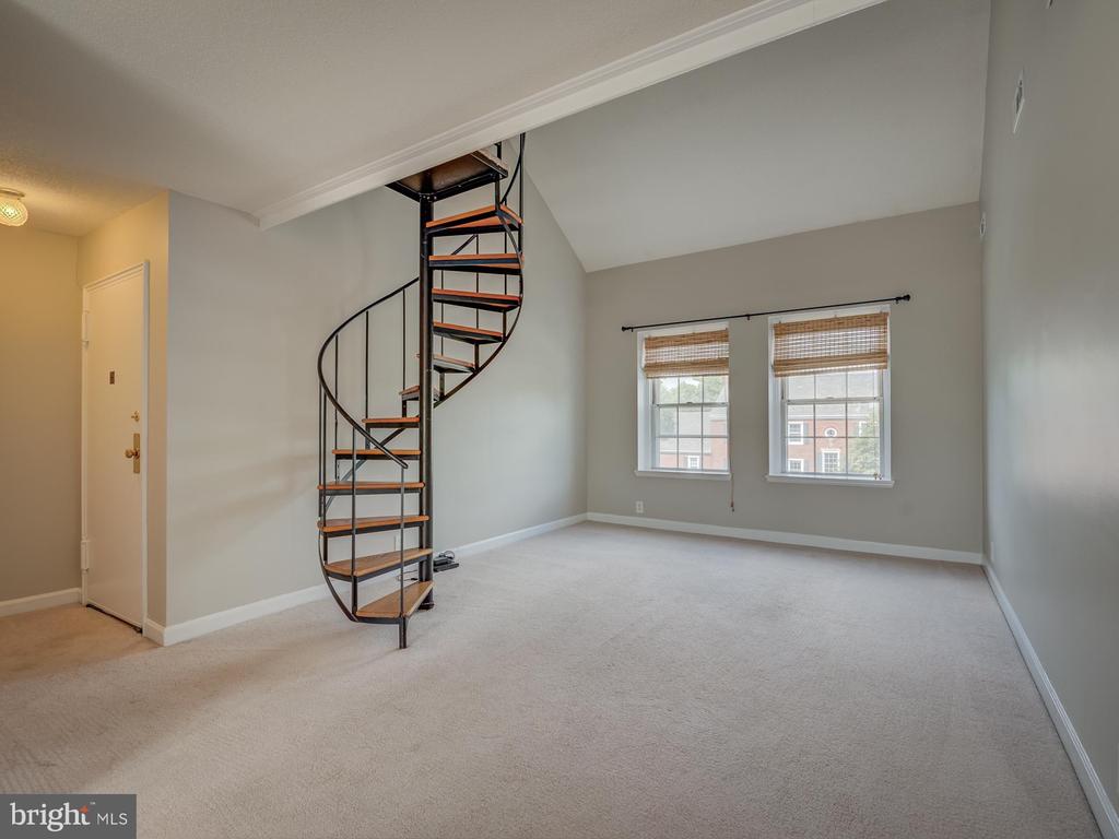 3082 ABINGDON STREET Unit: C1