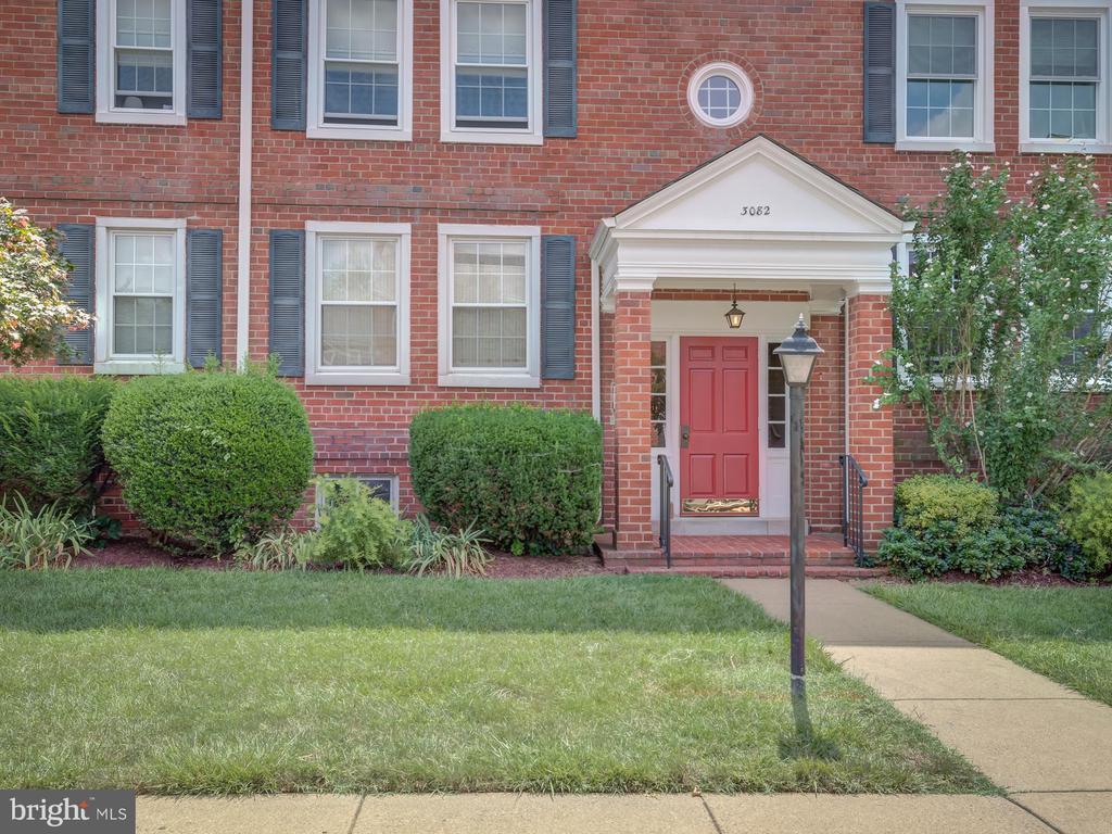 3082 ABINGDON STREET Unit: C1