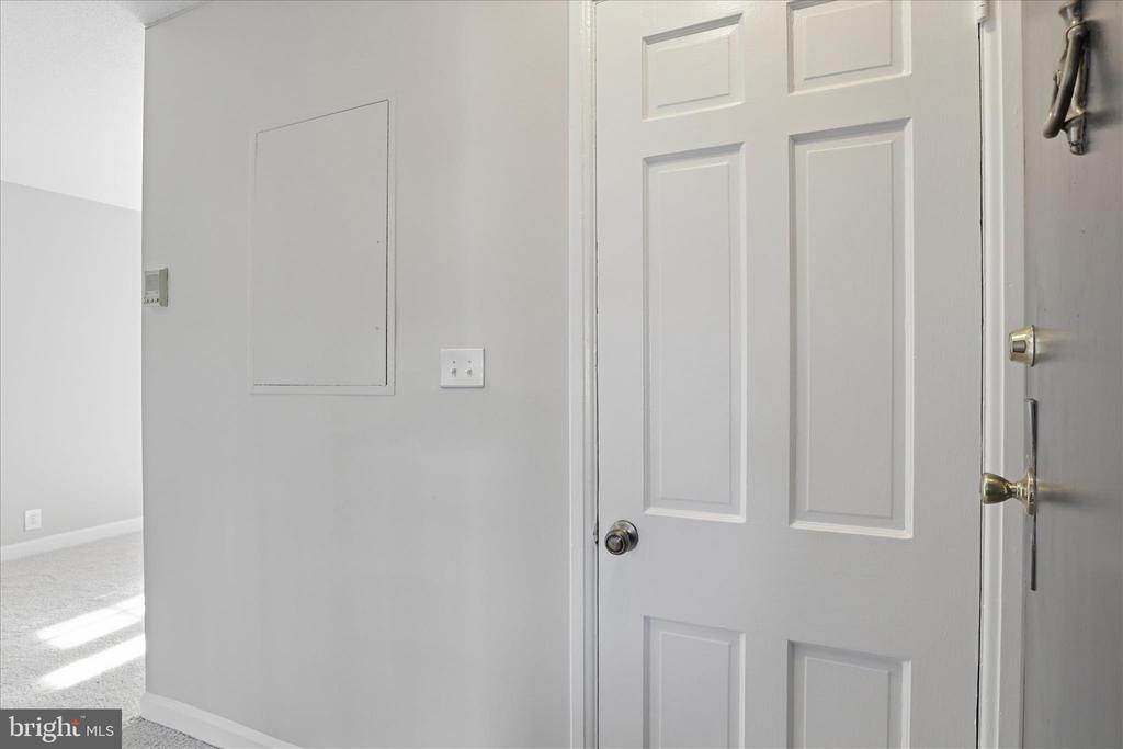 3082 ABINGDON STREET Unit: C1
