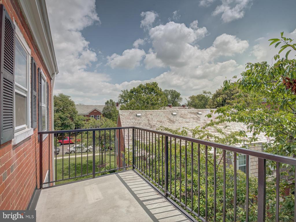3082 ABINGDON STREET Unit: C1
