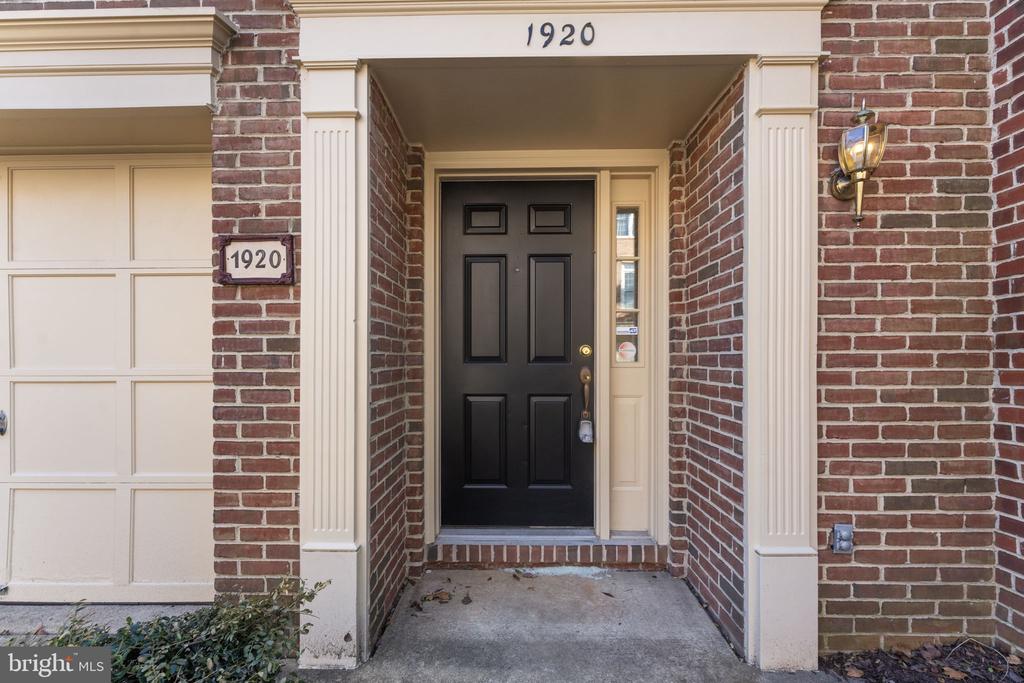 1920 N DANIEL STREET