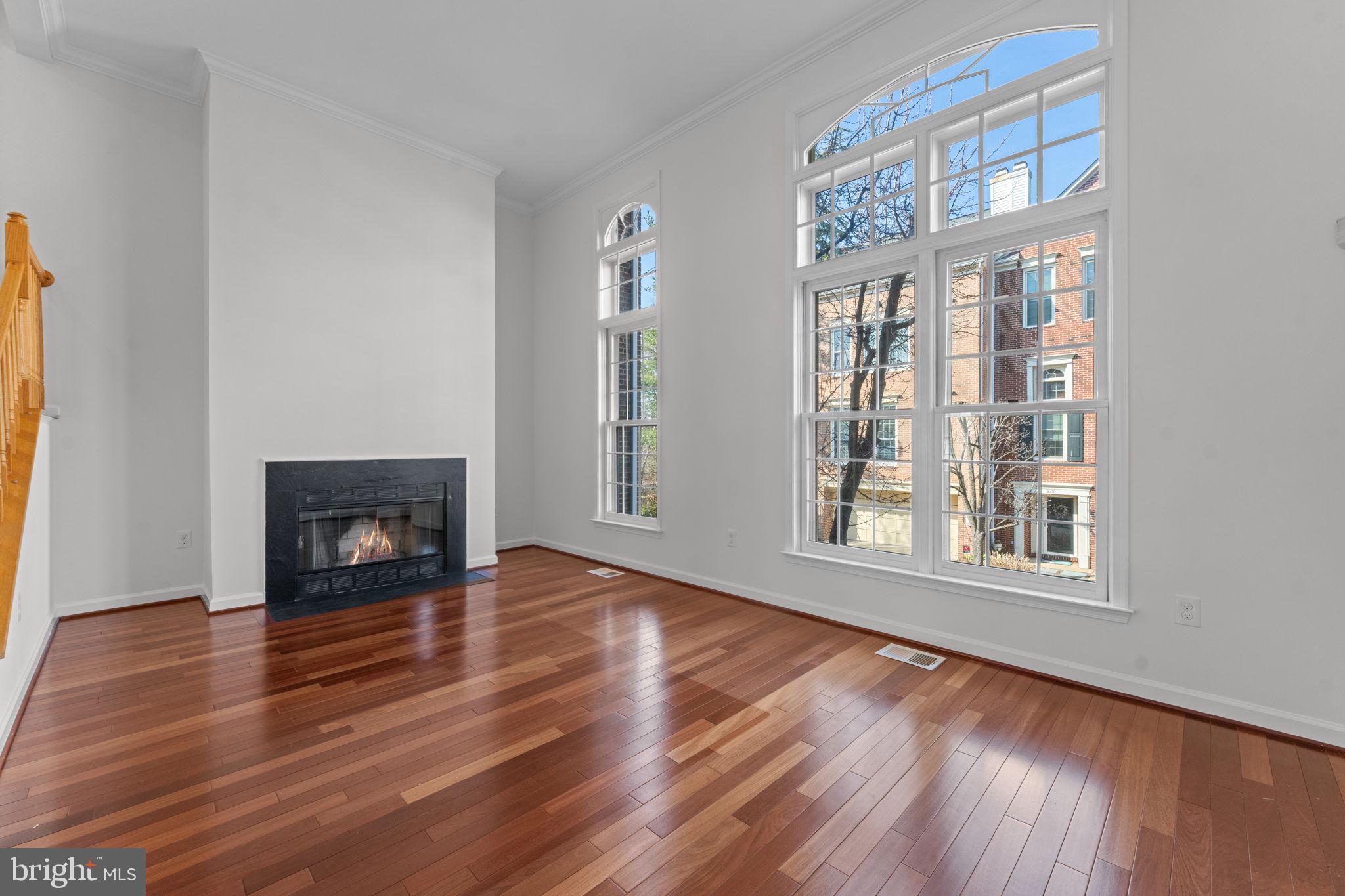 1920 N DANIEL STREET