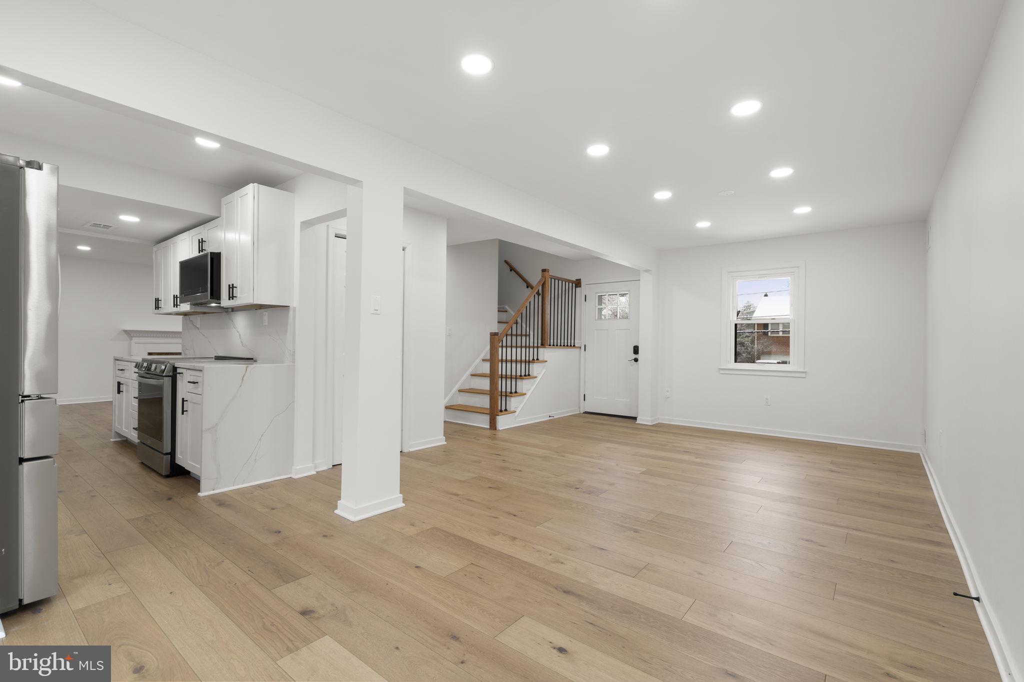 2339 N POWHATAN STREET